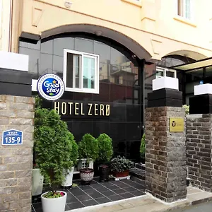 2* Hotel Zero